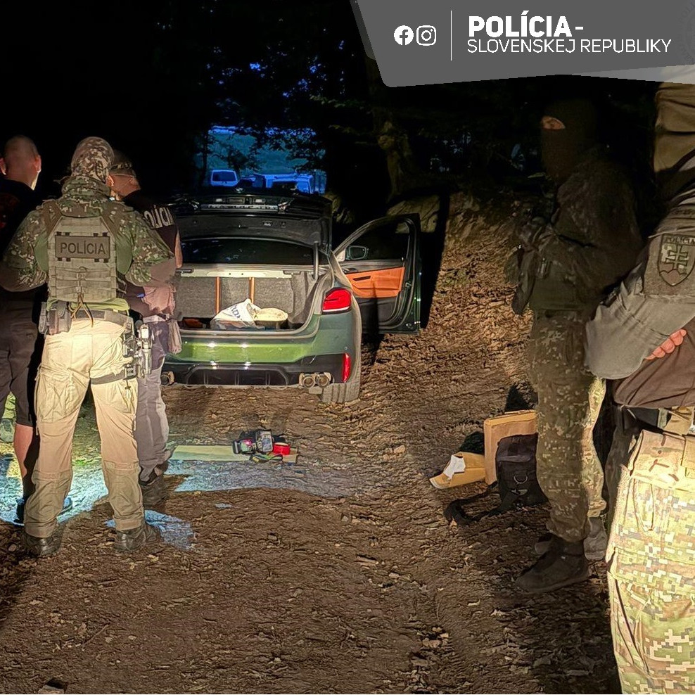 Policajná akcia Fantóm: Zadržali štyroch dílerov metamfetamínu, hrozí im až doživotný trest