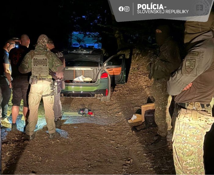 Policajná akcia Fantóm: Zadržali štyroch dílerov metamfetamínu, hrozí im až doživotný trest