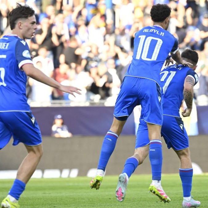 Nezvládnutý vstup do zápasu stál Slovákov lepší výsledok, hodnotia experti. Ofenzíva utrpela striedaním Lea Sauera, reagoval Greško