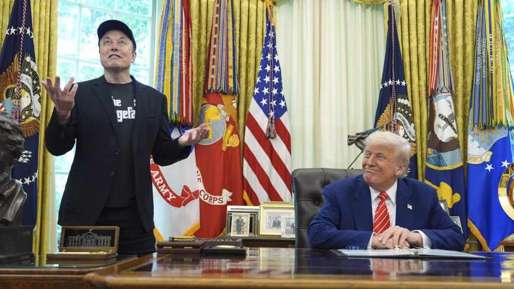 Spor Trumpa a Muska: Rozklad jedného z najvplyvnejších spojenectiev v modernej americkej politike by mal ďalekosiahle dôsledky