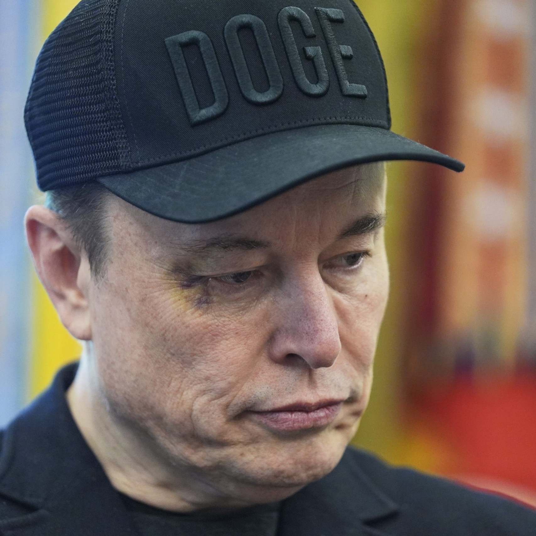 Spojené štáty potrebujú novú politickú stranu, ktorá by obhajovala záujmy 80 percent voličov, vyhlásil Elon Musk