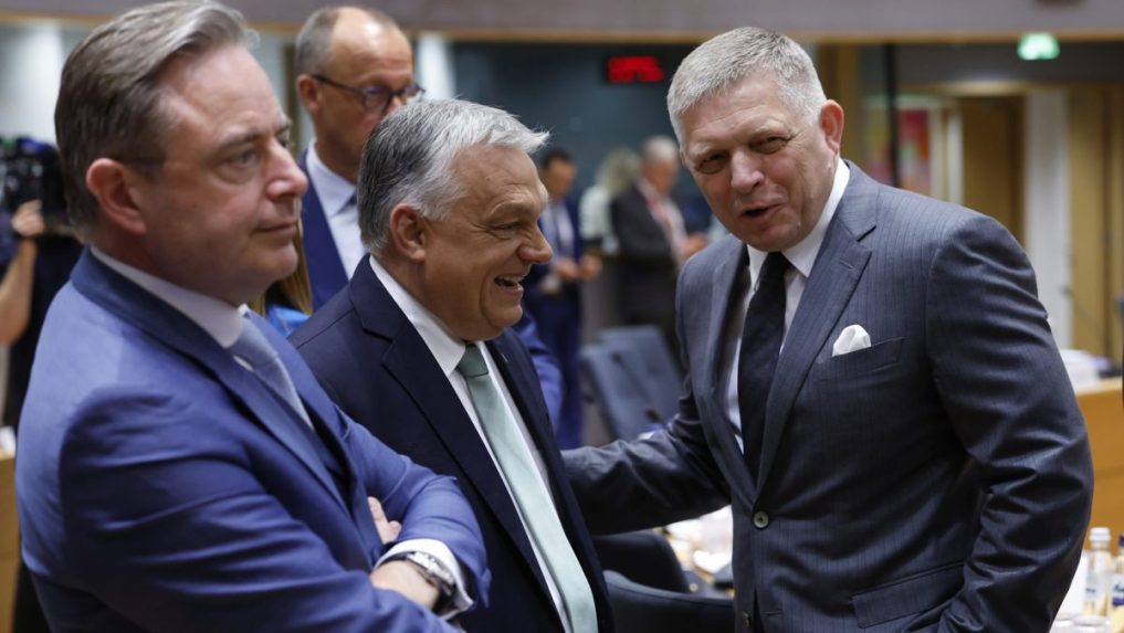 Slovensko chce od eurokomisie záruky v prípade plánu zastaviť dovoz energií z Ruska. Politico píše o troch požiadavkách