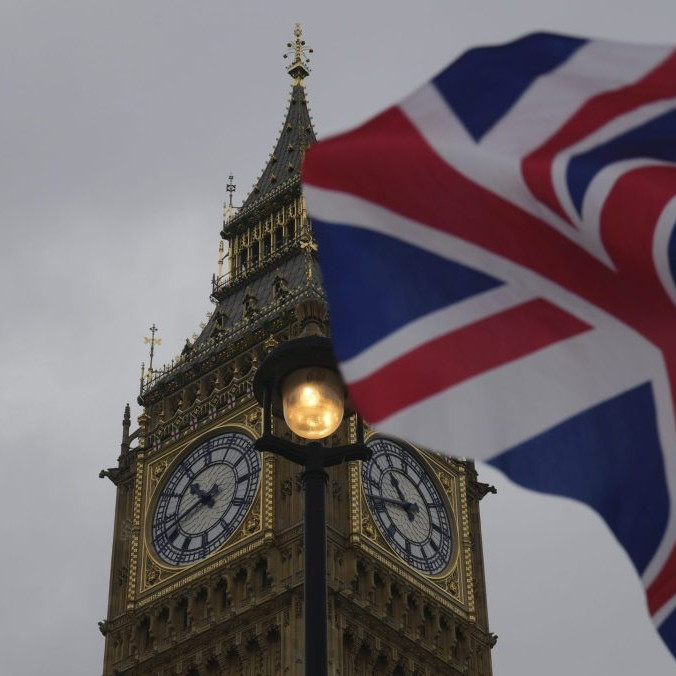 Poslanci britského parlamentu schválili beztrestnosť pre ženy v Anglicku a Walese za interrupcie