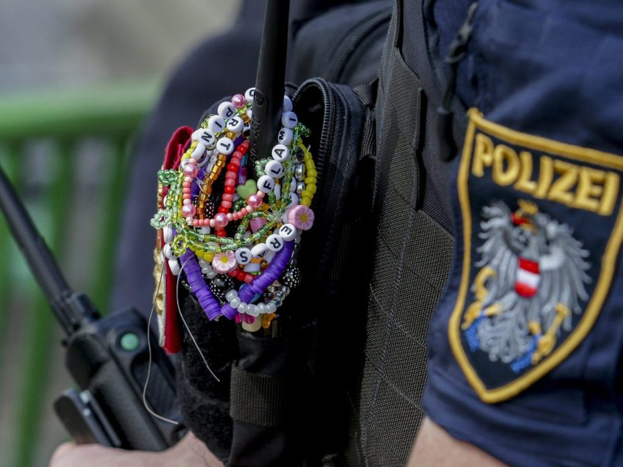 Podpaľači v Nemecku zapálili vojenské autá určené pre Ukrajinu, vyšetrovatelia nevylučujú ruskú stopu