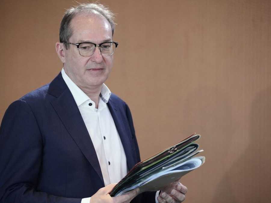 Na snímke Alexander Dobrindt.