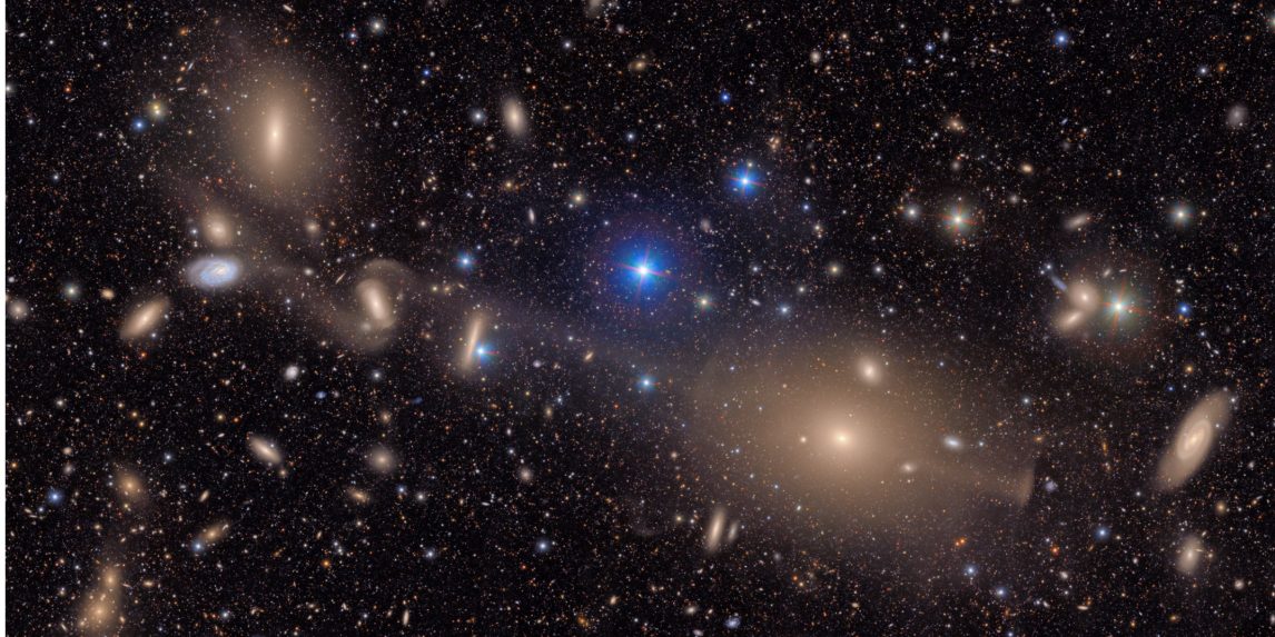 Priekopnícke observatórium v Čile zverejnilo prvé snímky galaxií vzdialených tisíce svetelných rokov