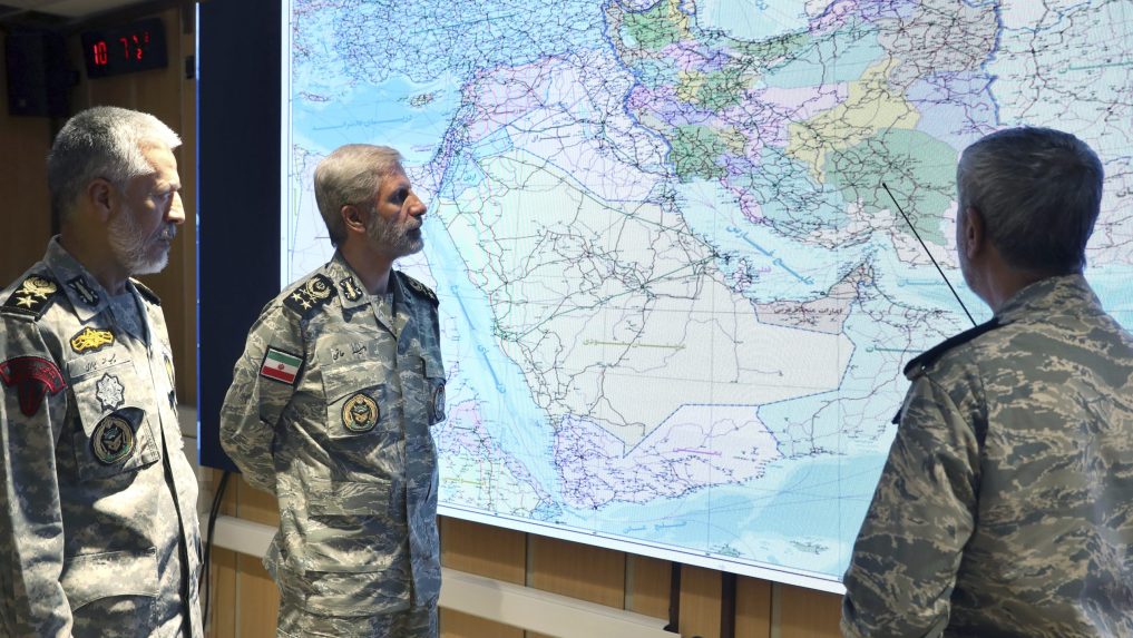 Irán by podľa USA mohol čoskoro zaútočiť na amerických vojakov na Blízkom východe