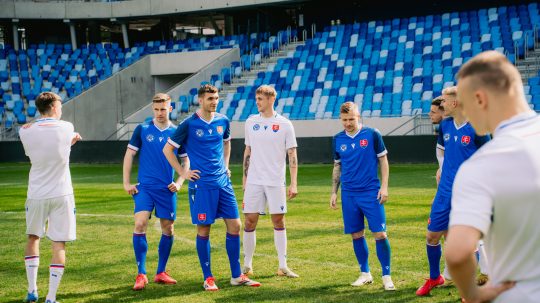 Slovenskí sokolíci sa pripravujú na Španielov.