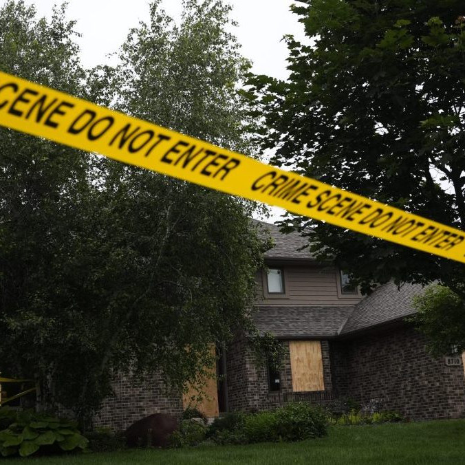 V Minnesote zadržali podozrivého zo streľby na politikov, policajti našli manifest a zoznam mien ďalších zákonodarcov