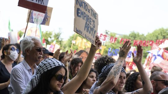 V Haagu sa konal protest proti NATO