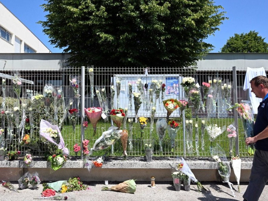 Pietne miesto pred školou v Nogente.