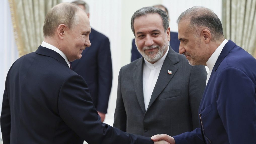 Putin odsúdil útoky na Irán, označil ich za nevyprovokovanú a neospravedlniteľnú agresiu