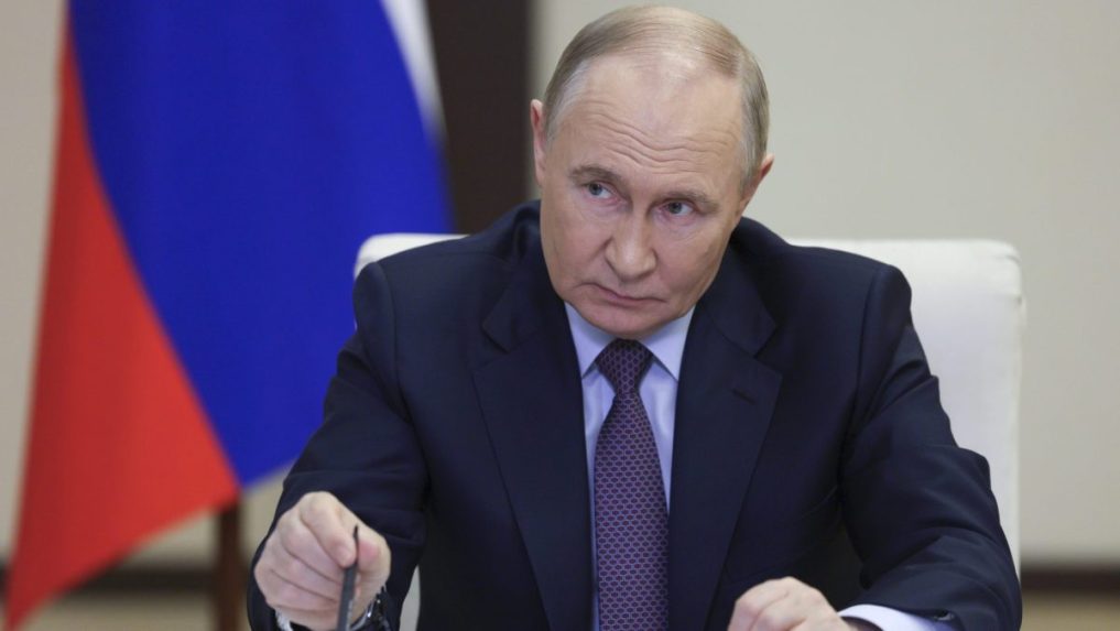 Putin je pripravený stretnúť sa so Zelenským, ale až v záverečnej fáze rokovaní