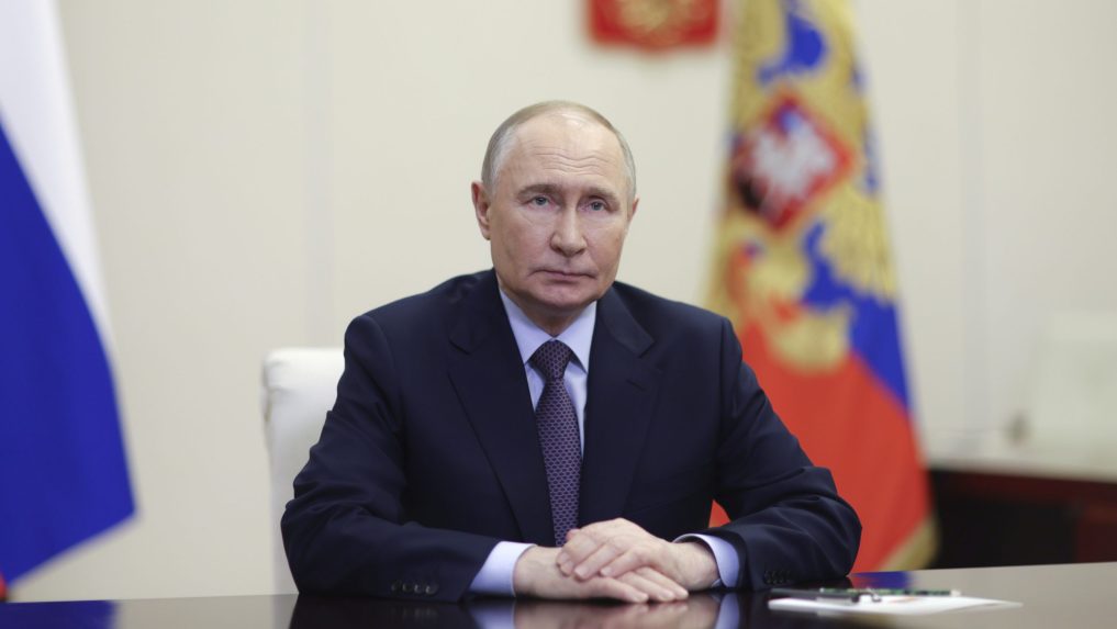 Putin v rozhovore s Trumpom odsúdil izraelské útoky na Irán a potvrdil pripravenosť naďalej rokovať s Ukrajinou