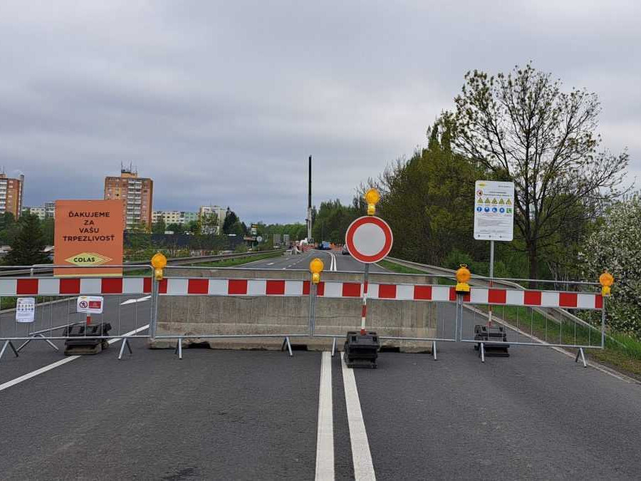 Ilustračná snímka - Uzavretý most v Poprade.