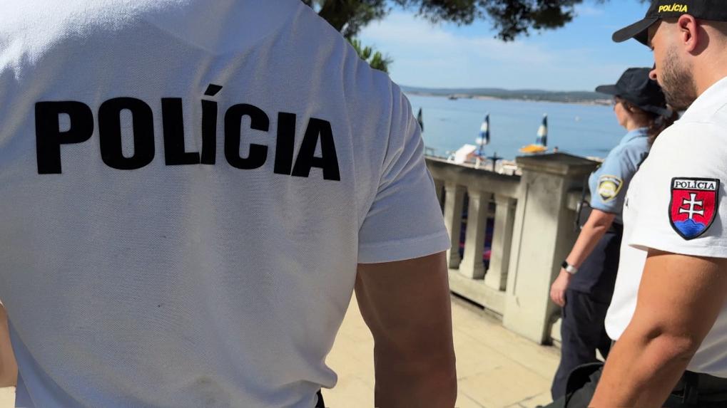 Slovenskí policajti opäť vyrážajú do Chorvátska. Počas dovolenkovej sezóny budú pomáhať krajanom