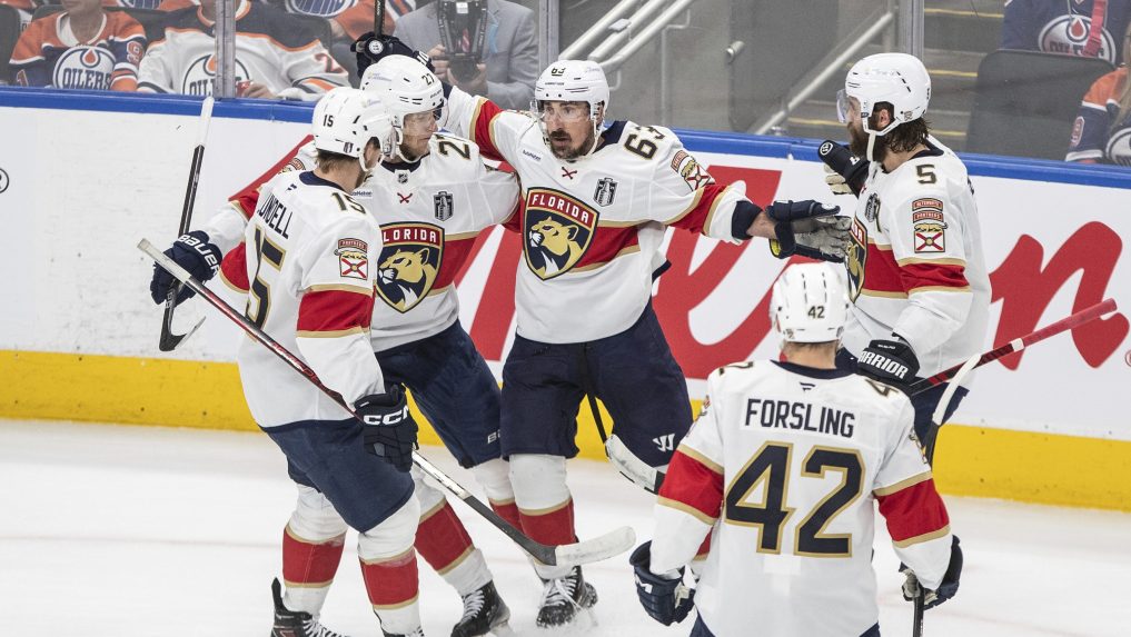 Florida vyhrala na ľade Edmontonu a je krok od zisku Stanleyho pohára. Marchand zaznamenal dva góly