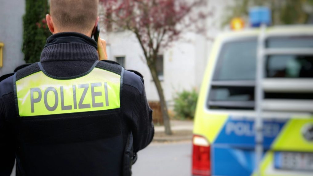 Nemecká polícia stále nepozná motív ženy, ktorá útočila nožom v Mníchove