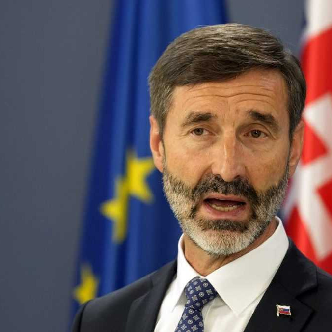 Rezort diplomacie vyzýva dovolenkárov: Pred cestou do zahraničia sa treba pripraviť aj na nepredvídateľné situácie
