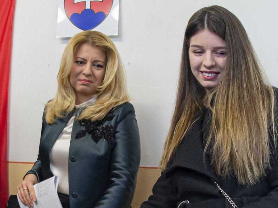 Na archívnej snímke bývalá prezidentka Zuzana Čaputová s dcérou Leou.