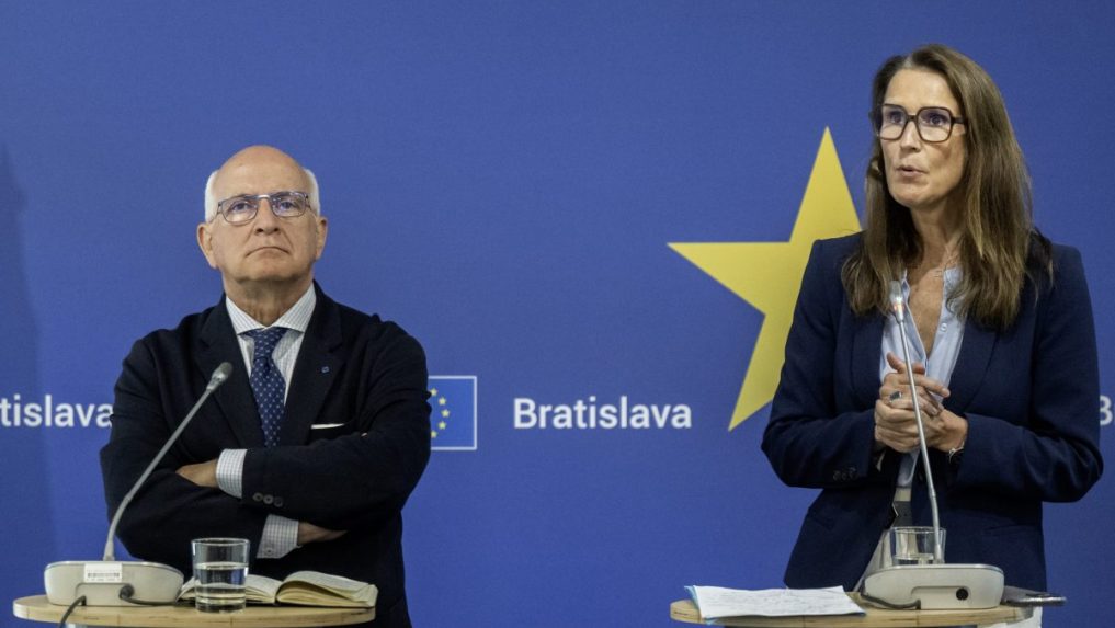Delegácia europoslancov: Slovensko sa pomaly uberá cestou Maďarska