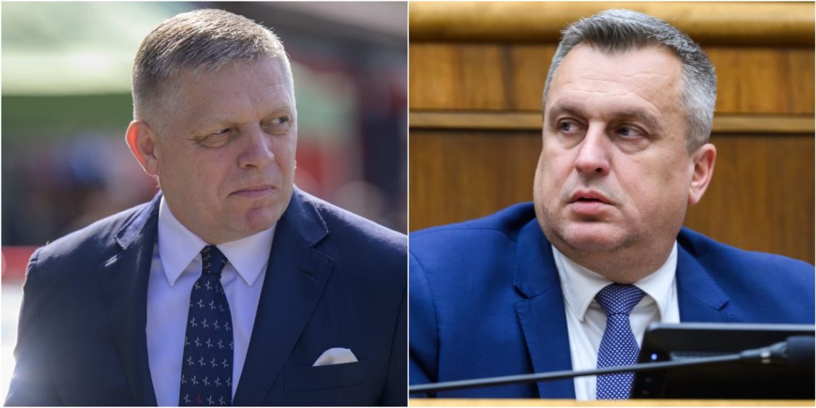 Na snímke zľava Robert Fico a Andrej Danko.