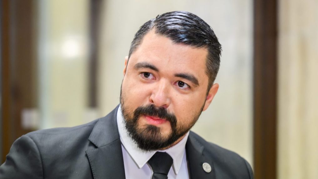 Šéf SIS reaguje na údajné sledovanie europoslanca Zdechovského: P. Gašpar podáva trestné oznámenie