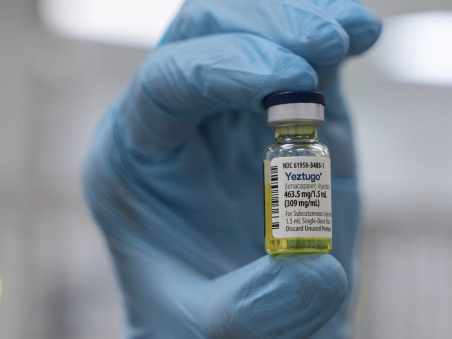 Na snímke vakcína proti HIV.