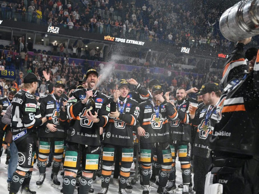 Hráči HC Košice odštartujú cestu za obhajobou majstrovského titulu na Slovane.