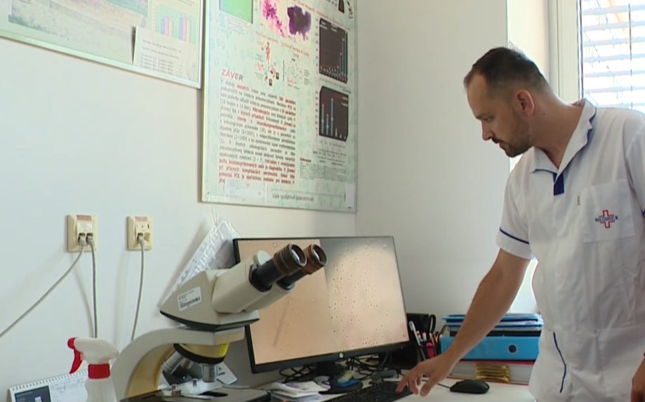 Parazitológ Boldiš: Na svete bolo zatiaľ diagnostikovaných 488 pacientov s amébou Naegleria fowleri. Preživší mali následky