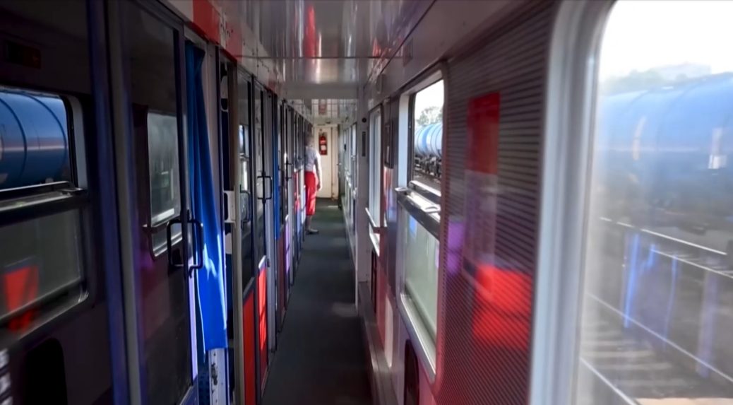 Vlakom z Bratislavy k moru: Podvečer nasadnete a predpoludním ste pri Jadrane. Split je vypredaný na vyše 60 percent