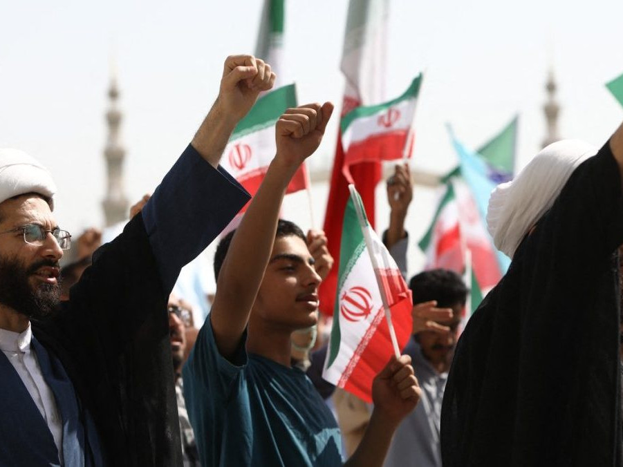 Irán sa vyhráža Izraelu otvorením „pekelných brán“. Armáda židovského štátu povolala do služby záložníkov