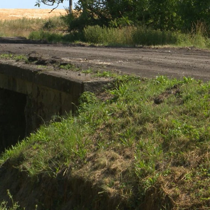 Nebezpečný most pri Leviciach po 60 rokoch zbúrajú. Kraj ho chce nahradiť novým