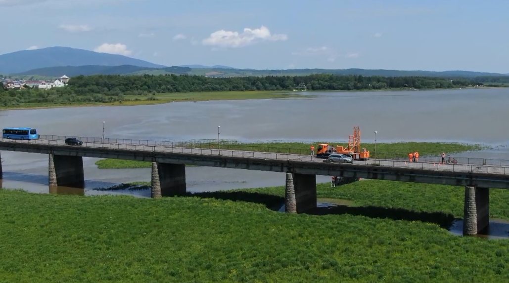 Mostu ponad Oravskú priehradu hrozí zrútenie. Roky je vo veľmi zlom stave, no samospráva nemá peniaze na opravu
