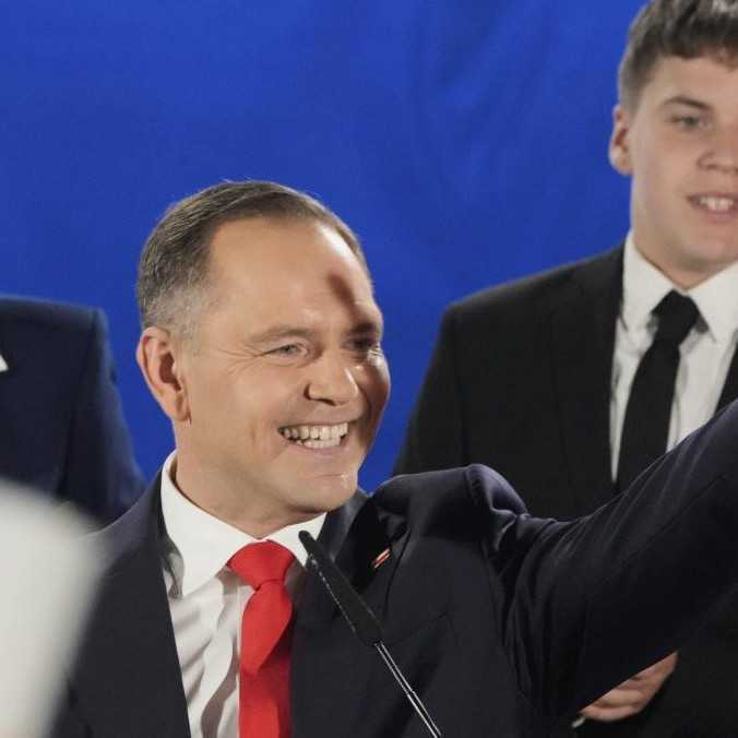 Prezidentské voľby v Poľsku: Aktualizovaný prieskum obrátil karty, s tesným náskokom vedie Nawrocki