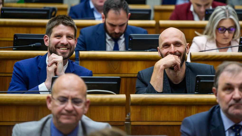 V parlamente sa začala letná prestávka: Poslanci ukončili schôdzu, neprerokované body presunuli na jeseň