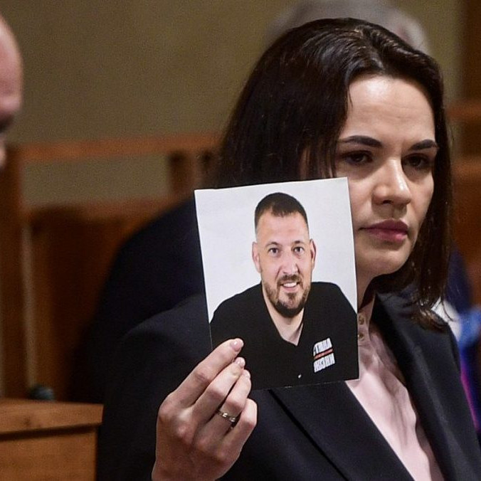 Lídra bieloruskej opozície Siarheja Cichanovského prepustili z väzenia