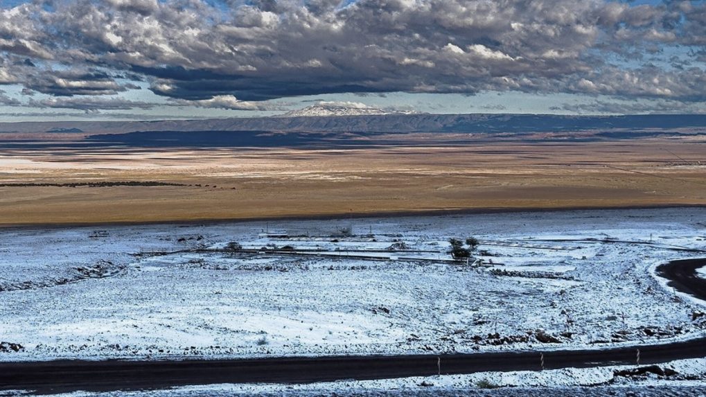 Najsuchšiu púšť sveta Atacama na severe Čile pokryla vrstva snehu. Naposledy tam snežilo pred desaťročím