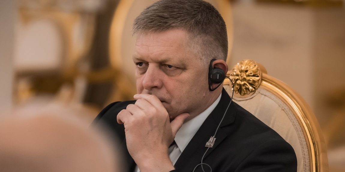 Predseda vlády SR Robert Fico (Smer-SD).