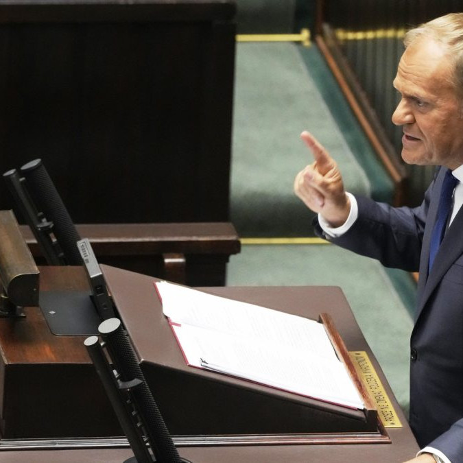 Poľský premiér Tusk obstál v hlasovaní o dôvere vláde, za hlasovalo 243 poslancov
