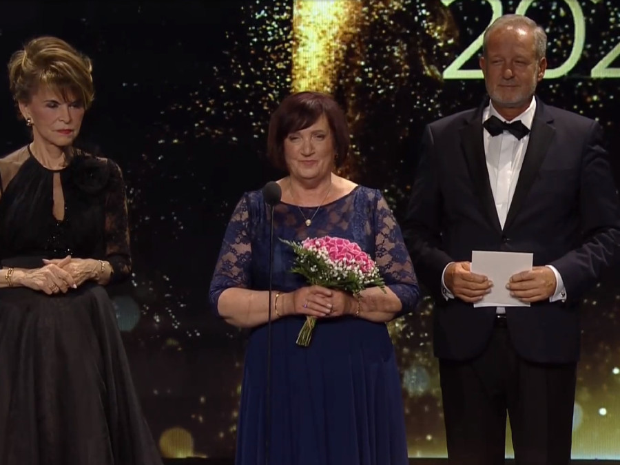 Helena Kapturová počas preberania ceny Absolútna Slovenka roka 2025.