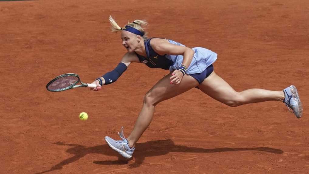 Šramková končí na Roland Garros aj vo štvorhre, s partnerkou Tomovovou prehrali v osemfinále
