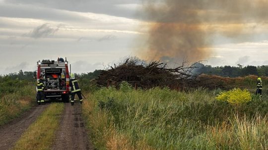 Hasiči zasahovali v lokalite budúceho priemyselného parku Šurany.