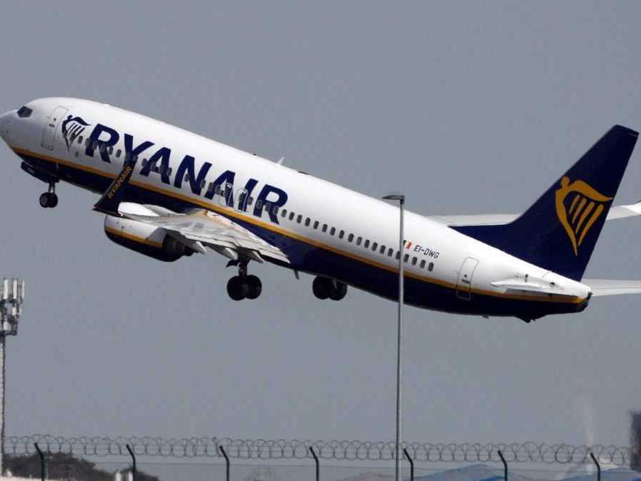 Na ilustračnej snímke Boeing 737 írskej nízkonákladovej leteckej spoločnosti Ryanair.