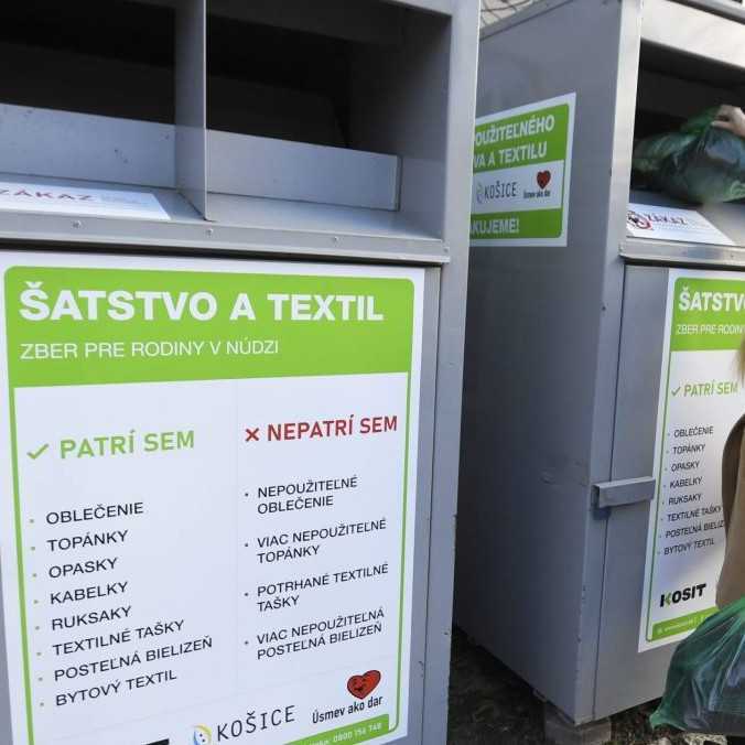 Zber nepoužiteľného textilu vyjde mestá a obce draho, odraziť sa to môže na poplatkoch za vývoz komunálneho odpadu