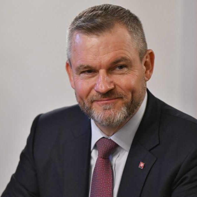 Boj so slintačkou a krívačkou zvládlo Slovensko výborne, vyhlásil prezident Pellegrini