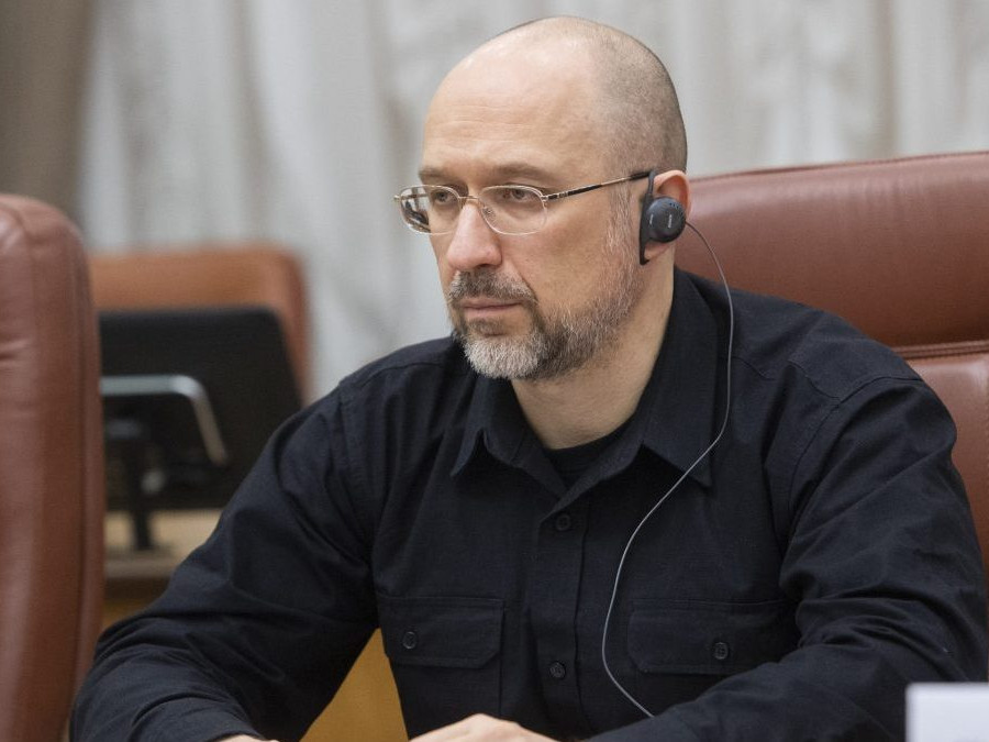 Ukrajinský premiér Šmyhal oficiálne podal demisiu, na poste by ho mala nahradiť Julija Svyrydenko