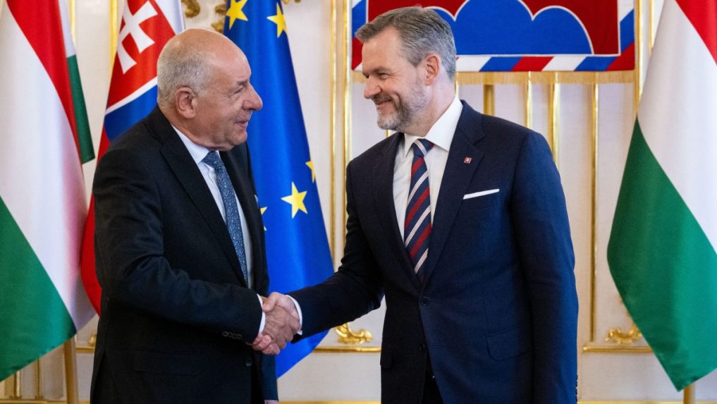 Peter Pellegrini sa stretol s prezidentom Maďarska: Vzťahy medzi našimi krajinami sú historicky najlepšie, zhodnotil