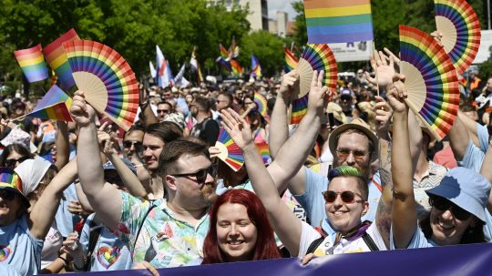 Snímka z pochodu Dúhový Pride z Námestia Slobody 19. júla 2025 v Bratislave.