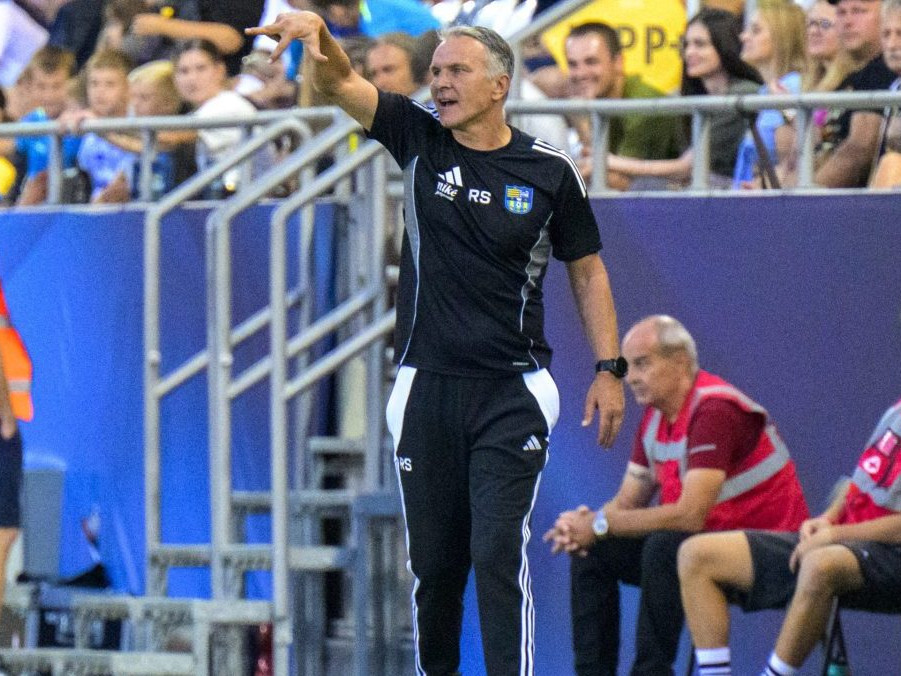 Roman Skuhravý